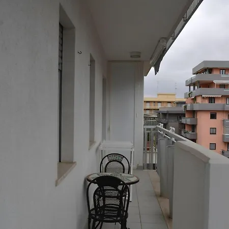 Domus Nina アパート ローマ