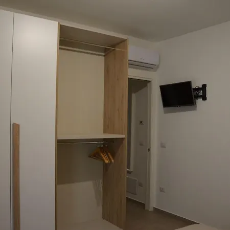 Domus Nina アパート